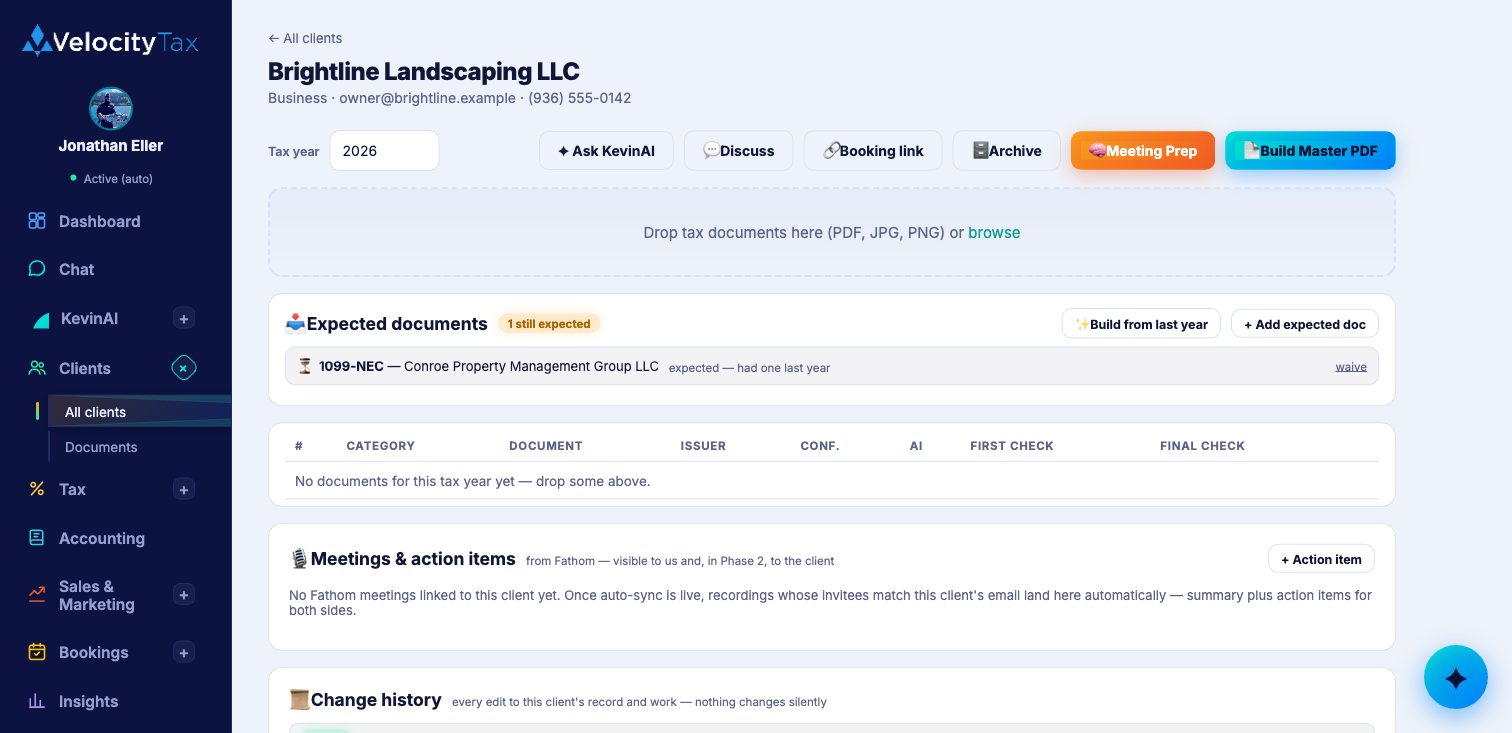 TaxApp expected-documents checklist — uploads check themselves off
